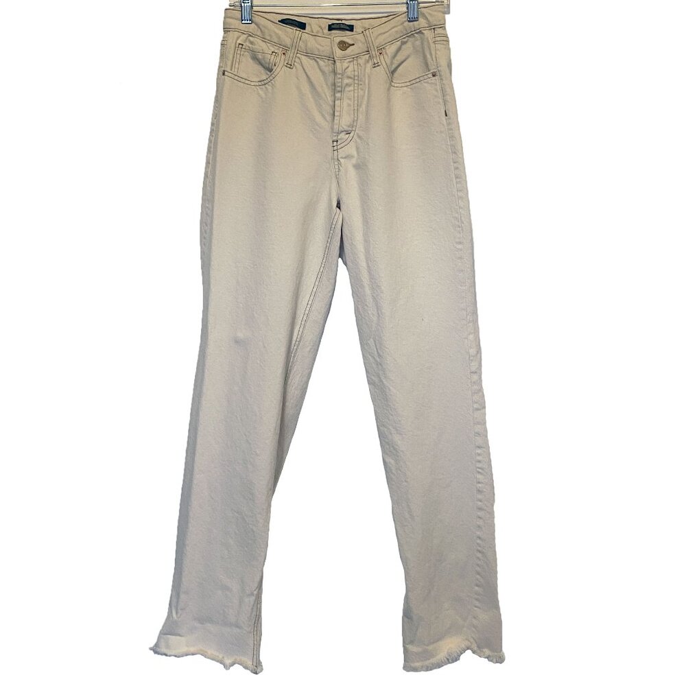 Ecru Jeans